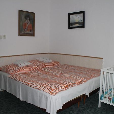 Evelin Nyaralóház Siófok Exterior foto